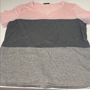 Yidarton XL Tri Color Short Sleeve V Neck Striped Pink Gray T Shirt
